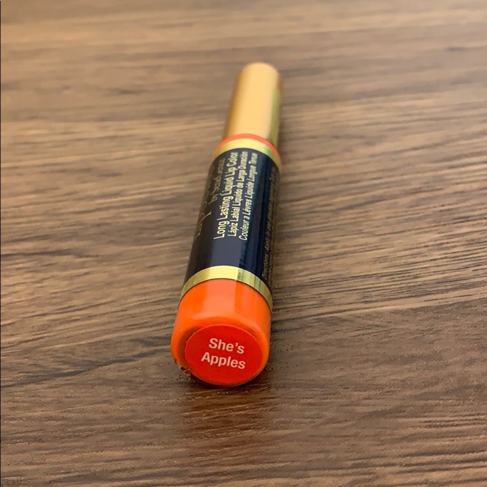 She’s Apples LipSense
